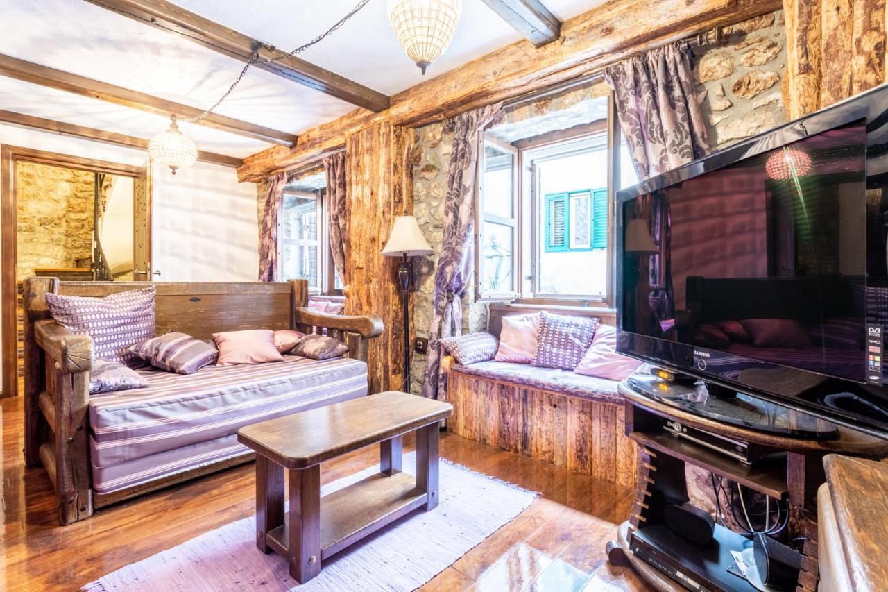 Stone House Srida Apartment Baska Voda Luaran gambar