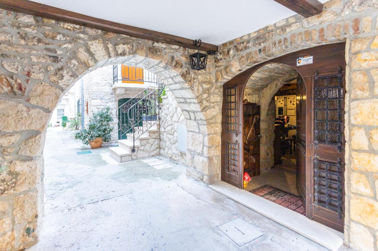 Stone House Srida Apartment Baska Voda Luaran gambar