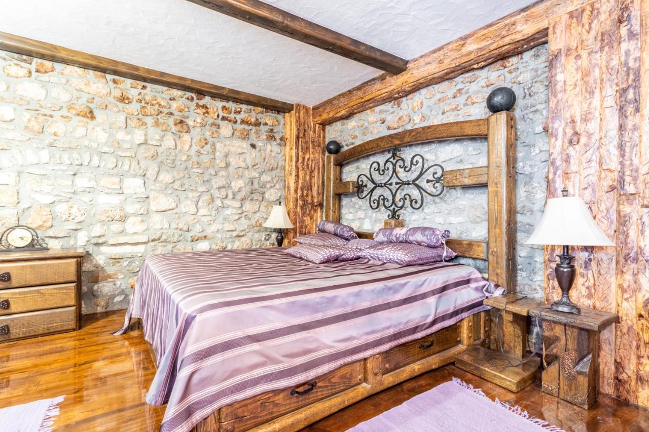 Stone House Srida Apartment Baska Voda Luaran gambar