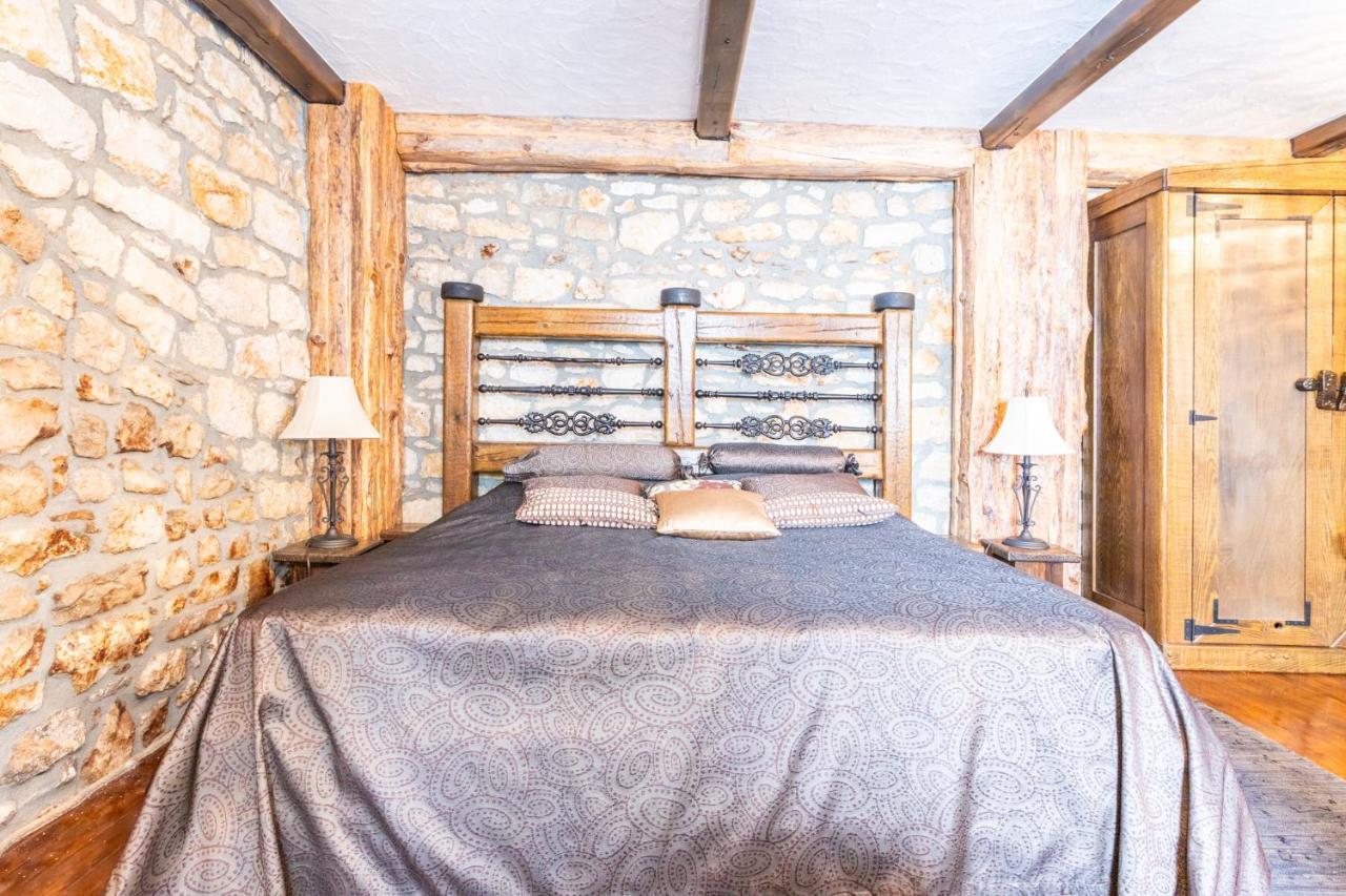 Stone House Srida Apartment Baska Voda Luaran gambar